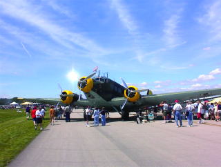 COMMEMORATIVE AIR FORCE AIRSHO