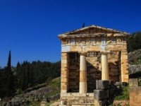 ギリシャ旅行 デルフィー1日観光(昼食付)