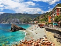 イタリア旅行　リグーリア海岸線にある世界遺産チンクエテッレ1日観光(終日、英語アシスタント）