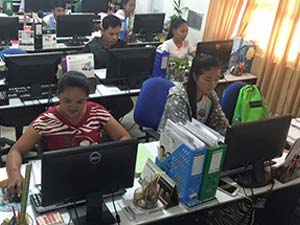 旅行会社でインターンシップ