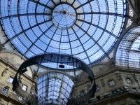 イタリア旅行 プライベートガイド・ミラノ(午前・午後、日本語ガイド、徒歩)