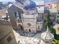 イタリア旅行 【プライベートツアー】日本語アシスタントと列車で行く中世の丘の街ベルガモ1日観光(終日、日本語アシスタント)