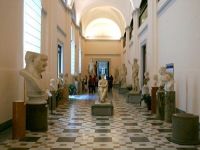 イタリア旅行 ポンペイ遺跡とナポリの考古学博物館ツアー(終日、日本語ガイド)