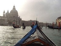 イタリア旅行　ムラーノ島ガラス工房見学、貸切ゴンドラ遊覧とシーフード・ランチ（午前、日本語アシスタント、昼食付）