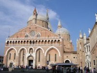 イタリア旅行 プライベートガイドと巡るパドヴァ半日ツアー(午前・午後、観光時日本語ガイド)