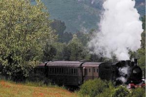イタリア旅行・ツアー　オルチャ渓谷鉄道（イメージ）