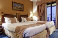 ヴィクトリアホテル バルコニー付 お部屋イメージ(C)victoriahotel