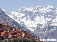 モロッコ旅行　トゥブカル山の眺望とイムリル村１日観光