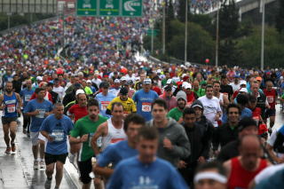 イスタンブールマラソン 世界各国からランナーが集う